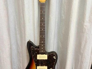 Jazzmaster 系列吉他的音色有什么特别之处？适合什么样的音乐风格？